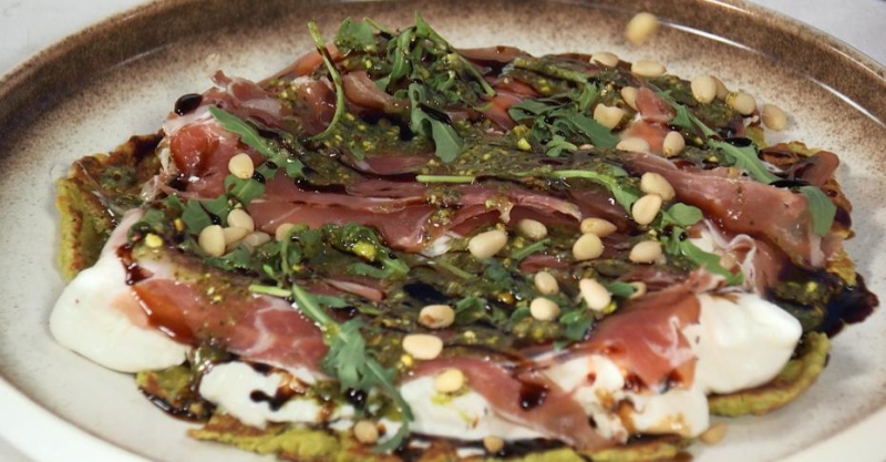 Лепёшки из авокадо и песто с мятой