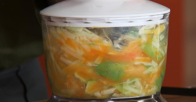 Лепёшки из авокадо и песто с мятой