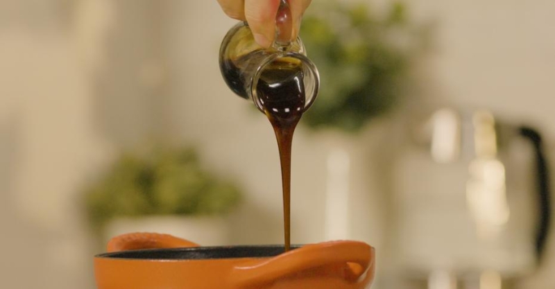 Спринг-роллы с креветками и устричным соусом