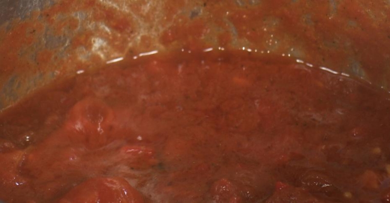 Версия грузинского остри в горшочке