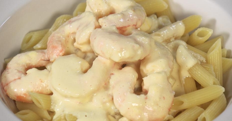 Паста с креветками в миндально-сливочном соусе