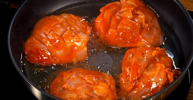 Энчиладас с курицей в соусе