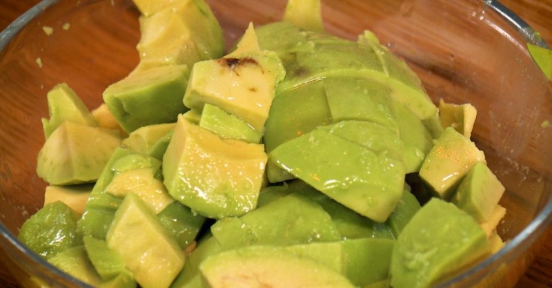 Кобб салат с сыром чеддер