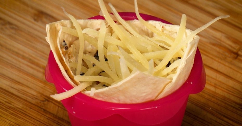 Копчёная курица со сливочным сыром и хреном