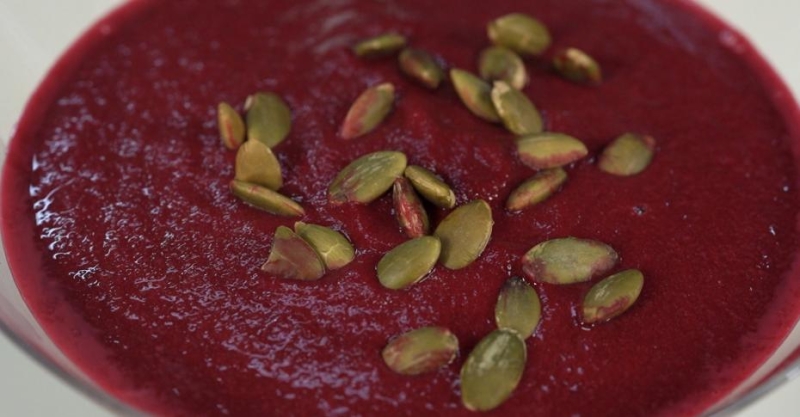 Смузи из свёклы с моцареллой