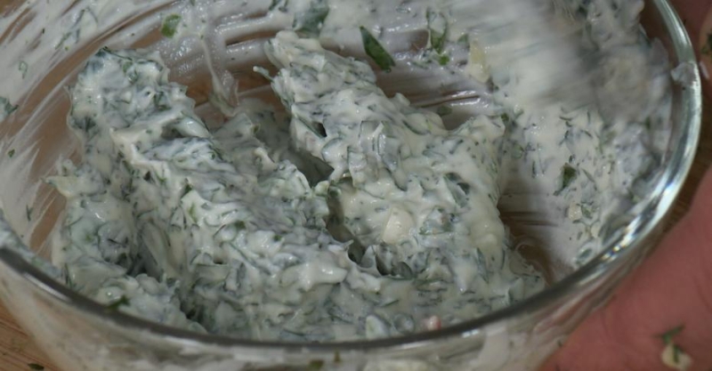 Варёная говядина с соусом цахтон