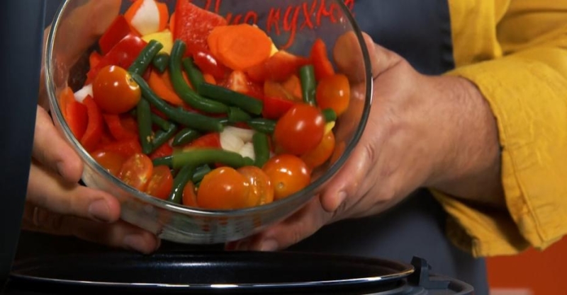 А-ля кордон  блю в лаваше с овощами