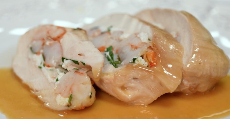 Куриная грудка, фаршированная креветками
