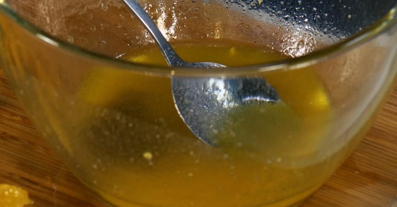 Мясной рулет, фаршированный черносливом и салат с апельсином