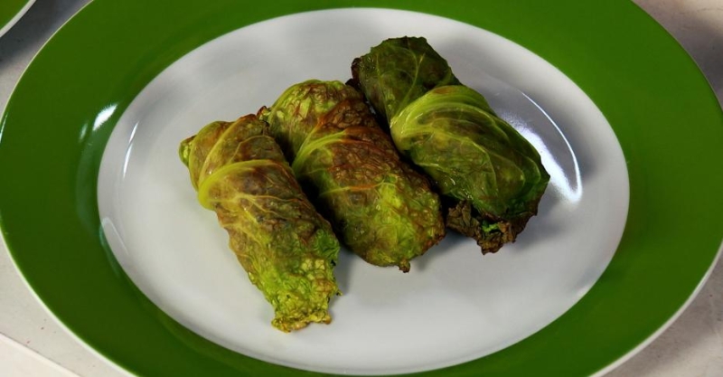 Голубцы по-турецки с соусом