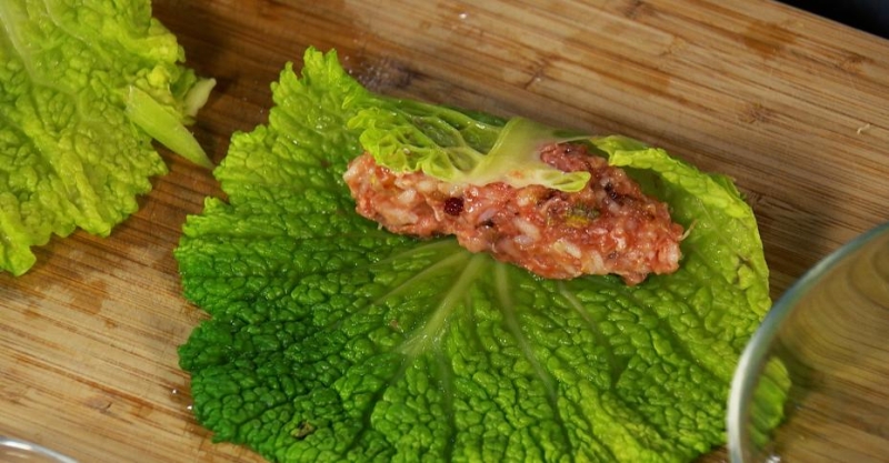 Голубцы по-турецки с соусом