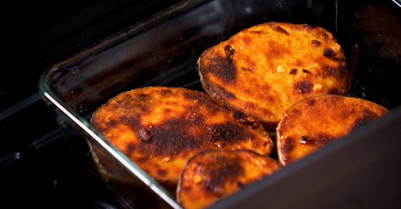 Картофель с пармезаном и овощами
