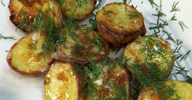 Медальоны из свинины с пряным соусом