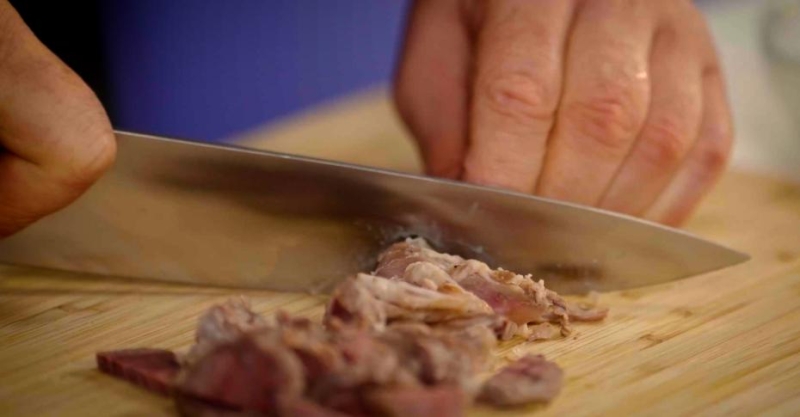 Салат с бараниной и редькой